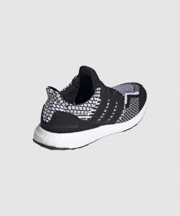 کفش ورزشی زنانه آدیداس Adidas مدل Ultra boost dna