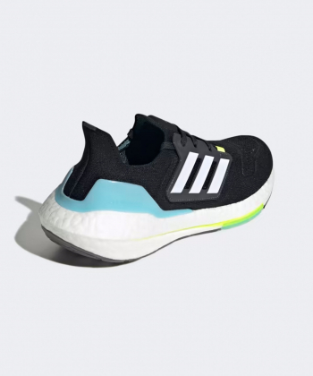 کفش ورزشی زنانه آدیداس Adidas مدل ULTRABOOST 22 W