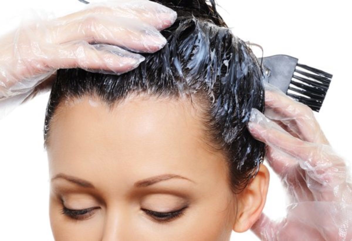 Как сохранить окрашенные волосы в домашних условиях